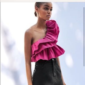 Ruffled top